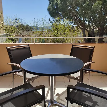 Evasion Azureenne Aux Parcs De *